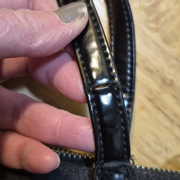 Coach Berry and Gray Stripe Wool Satchel and Dustbag - Picture 14 of 17